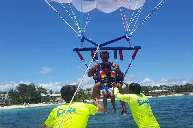 Private Catamaran + Private Parasailing - up to 20 passengers - Snorkeling and boat time: where the day turns into an ocean day