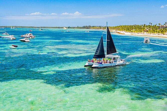 Private Catamaran Snorkeling Family Adventure - Getting to the boat: pickup, the A/C minivan, and a possible transfer snag