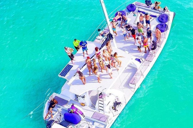 Private Catamaran Snorkeling Family Adventure - Snorkeling time: gear included, and how to make it comfortable