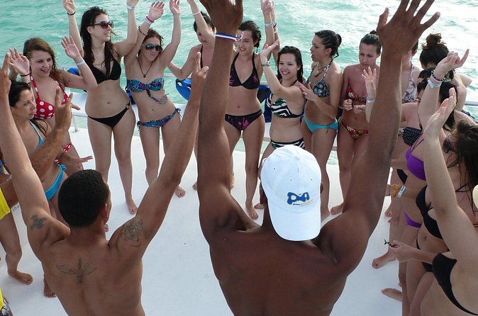 Private Catamaran Snorkeling Family Adventure - Open bar, Caribbean music, and dance lessons that are actually part of the fun