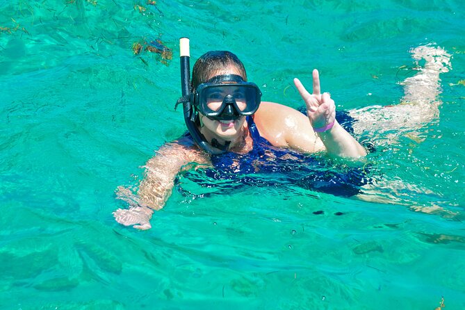 Private Catamaran wonderful Snorqueling slide & entartaiment team - Sandbank Time and Unlimited Drinks: The Relaxed Finale