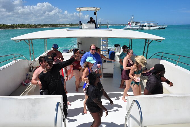 Private Family Boat at Punta Cana - Open-bar party energy on the water (without losing the family feel)