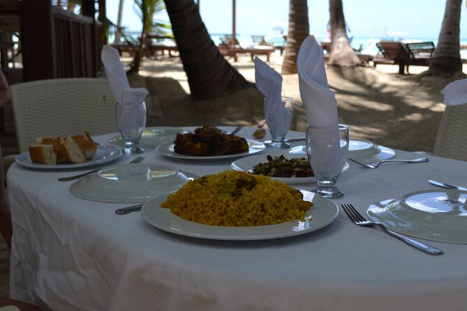 Private Isla Saona Boat Tour – Snorkeling Premium Drinks & Buffet - The onboard deal: premium drinks, buffet lunch, and music