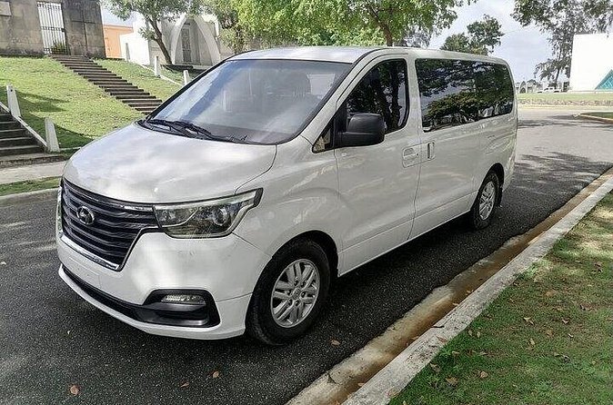 Private Punta Cana Airport Ground Transfers - Who should book this Punta Cana airport ground transfer