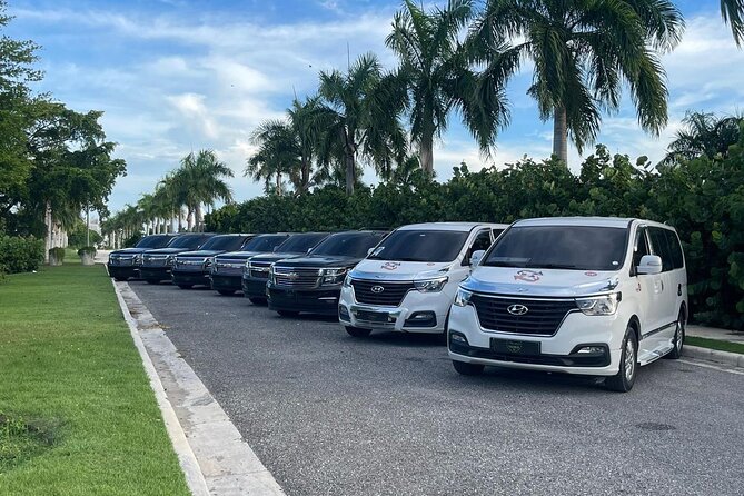 Private Punta Cana Airport Transfer from Hotels to Uvero Alto - Comfort and Courtesy: What the 5-Star Feedback Really Points To