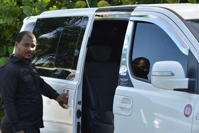 Private Punta Cana Airport Transfer to/from Hotels in Punta Cana - Price: What $23 Per Person Really Buys You