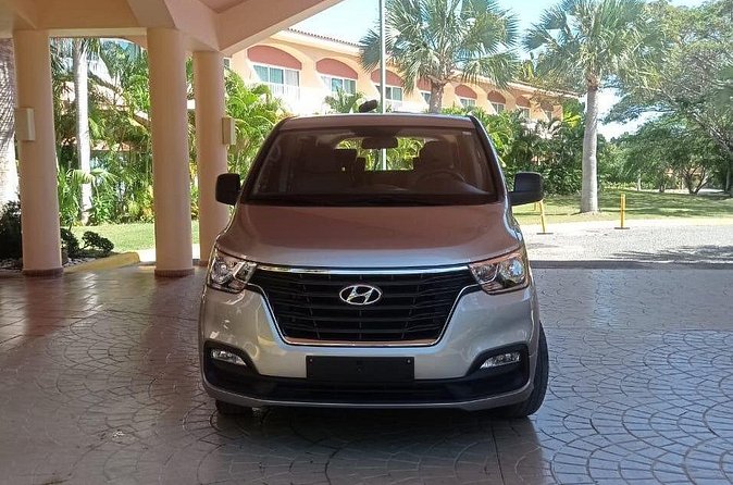 Private Roundtrip Transfer from Punta Cana Airport to Hotels - Roundtrip convenience: one service for arrival and departure