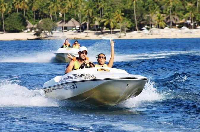 Private Speed Boat Experience with Snorkeling in Punta Cana - The natural pool sandbank: music, clear water, and the fun part