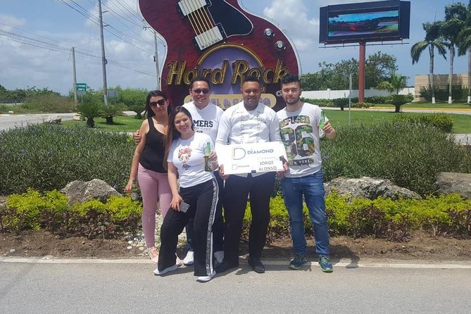 Private Transfer between Las Americas Airport and Punta Cana - Meeting Point Reality: Know Which Airport You Mean