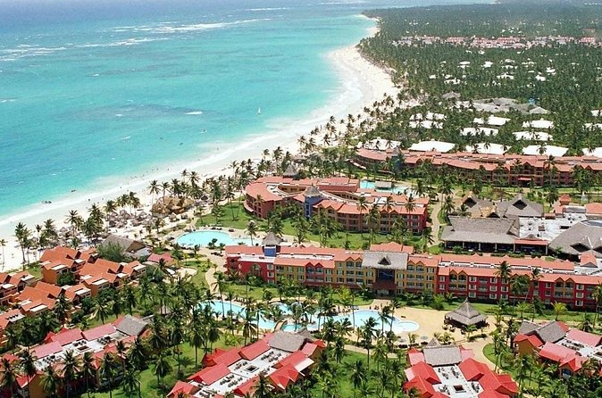Private Transfer between Punta Cana Airport and Caribe Deluxe Princess - Price for Up to 6: When $40 Per Group Makes Sense