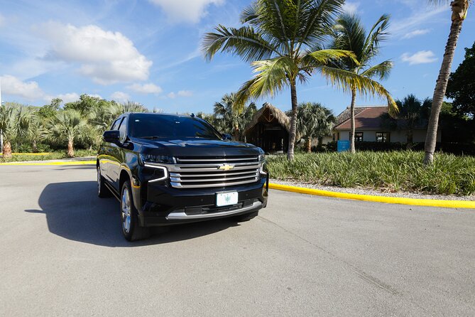 Private transfer from Bávaro Hotels to Punta Cana Airport - Drivers and the on-the-road vibe: why names keep coming up