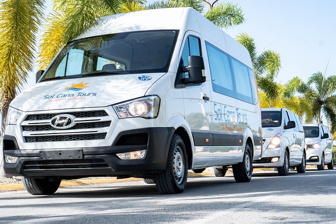 Private Transfer from Punta Cana Airport to Bayahibe Hotels - Air-conditioned minivan comfort (and why that matters in the DR)