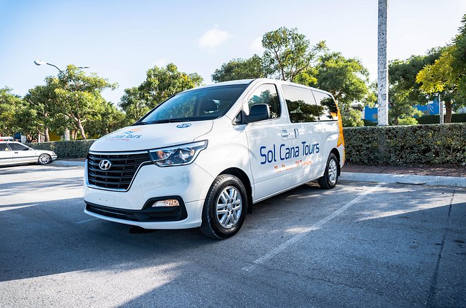Private Transfer from Punta Cana Airport to Bayahibe Hotels - Flight delays handled like adults, not by winging it