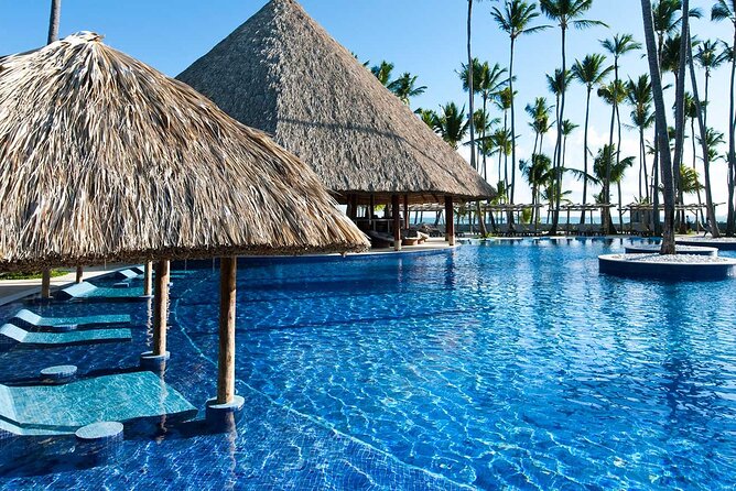 Private Transfer Punta Cana Airport to/from Barcelo Bavaro Beach - Getting From PUJ to Barcelo Bavaro Without the Airport Headache