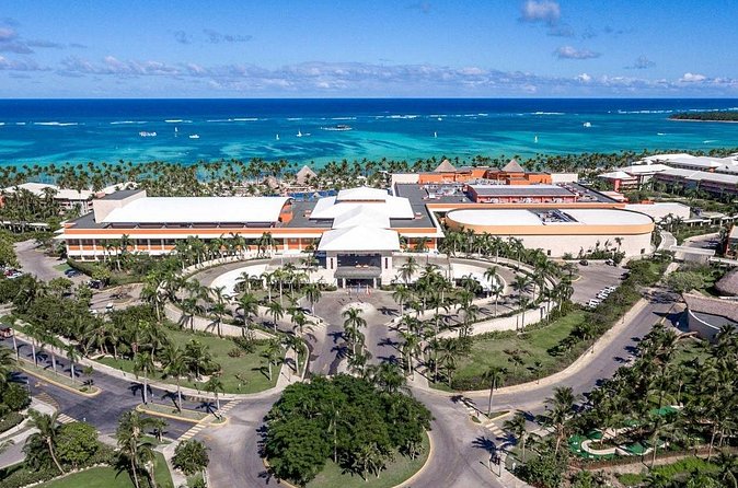 Private Transfer Punta Cana Airport to/from Barcelo Bavaro Palace - Who This Transfer Fits Best (And Who Might Want Something Else)