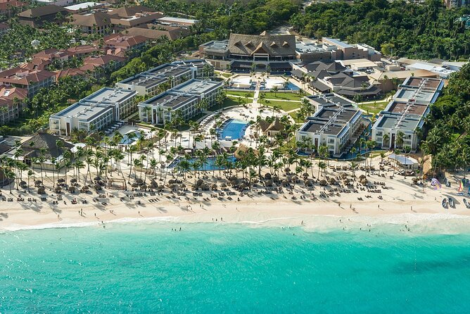 Private Transfer Punta Cana Airport to/from Hideaway by Royalton - The drive itself: what direct Punta Cana transfers feel like