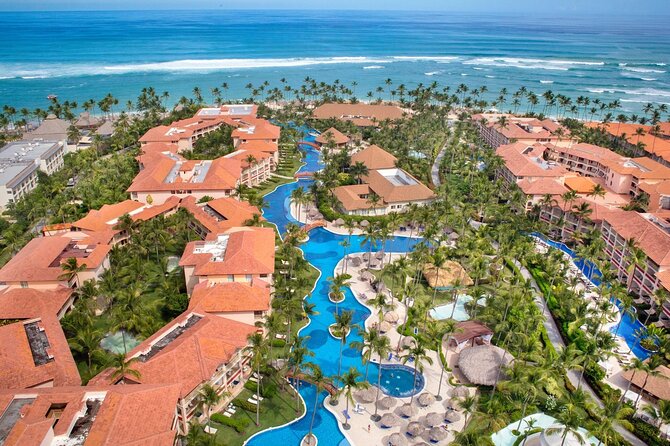 Private Transfer Punta Cana Airport to/from Majestic Colonial - Finding the driver fast with a sign and a name