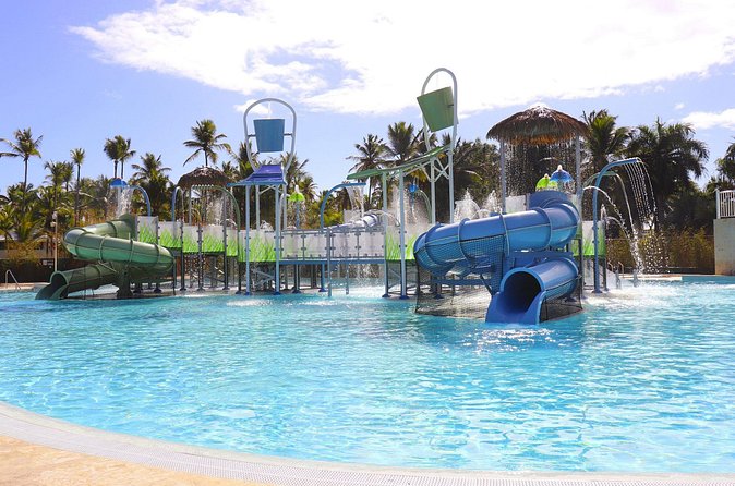 Private Transfer Punta Cana Airport to/from Melia Caribe Beach - Pickup at PUJ: What Happens When You Land