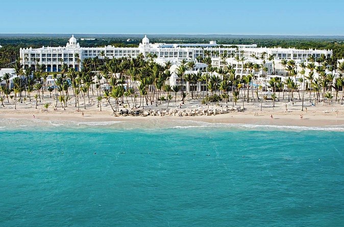Private Transfer Punta Cana Airport to/from Riu Palace Bavaro - Vehicle Comfort and the Kind of Clean You Can Trust
