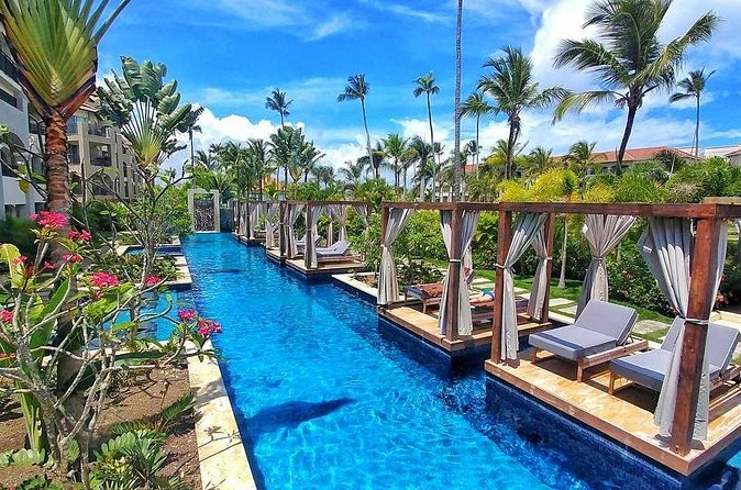 Private Transfer Punta Cana Airport to/from Secrets Royal Beach - How to Get the Most Out of a Private Transfer (No Overthinking Needed)