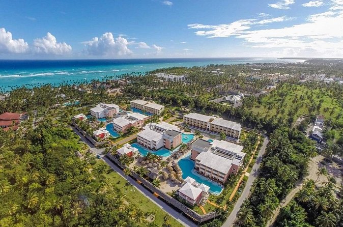 Private Transfer Punta Cana Airport to/from TRS Turquesa - Price and logistics: how $40 per group can be a smart deal