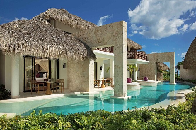 Private Transfer Punta Cana Airport to or from Secrets Cap Cana - The Ride to Secrets Cap Cana: Fast, Direct, Air-Conditioned