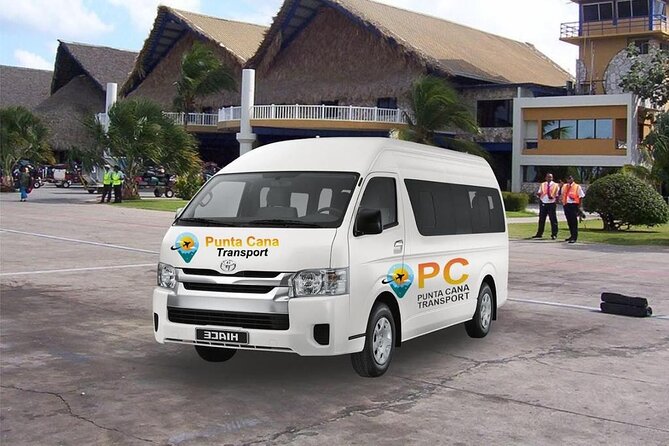 Private Transfers From Punta Cana Airport to Punta Cana Hotels - The ride itself: AC comfort and real-world timing