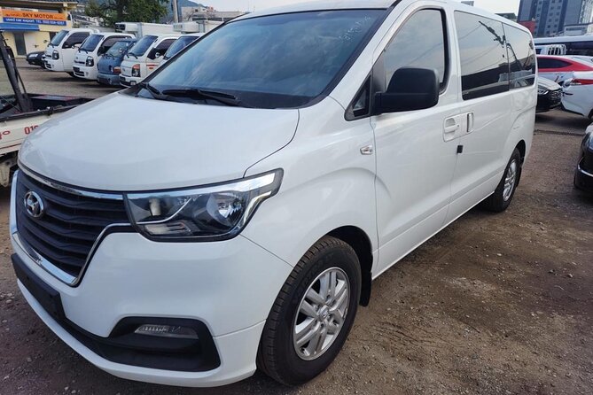 Private Transfers Transportation Airport (PUJ) to PuntaCana and Bavaro Hotels - Inside the Vehicle: Wi-Fi, A/C, and the Comfort You Actually Feel