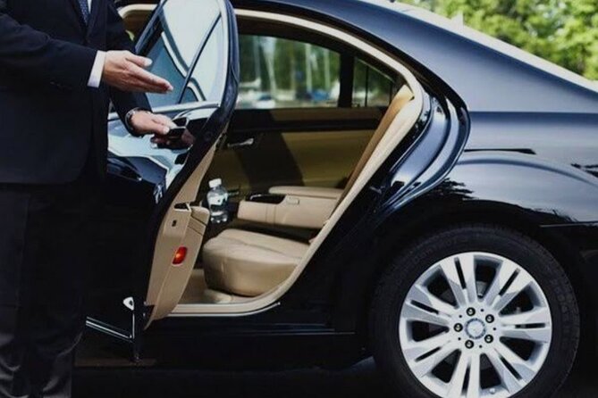 Private & VIP Transfers Puntacana airport/ hotels-luxury services - Group Size and Pricing: The Value Math for Punta Cana