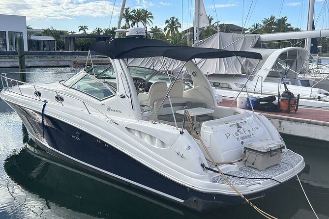 Private Yacht in Punta Cana, Unlimited Drinks and HipHop Music - Getting on board at Soles Beach Club without wasting time