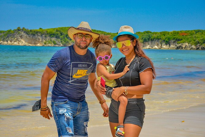 Punta Cana: 4 Hours Tour in Cueva Playa Horseback Riding - Horseback Riding With Caribbean Wading