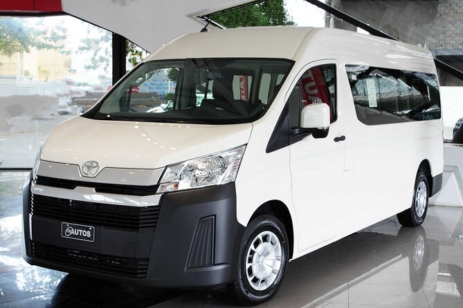 Punta Cana Airport PUJ Private Transfers to Hotels - Vehicle Sizes for 1 to 15 People (And Why That’s a Big Deal)