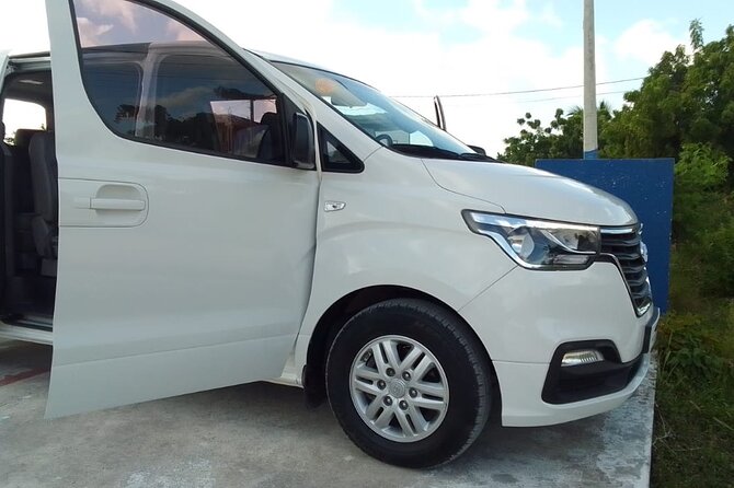 Punta Cana Airport PUJ Transfer Roundtrip to Hotels - What Could Go Wrong? Hidden Fees and Pickup Communication
