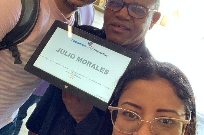 Punta Cana Airport to EXCELLENCE EL CARMEN (Uvero Alto) R/T - Why Excellence El Carmen pickup feels different than a generic taxi stop