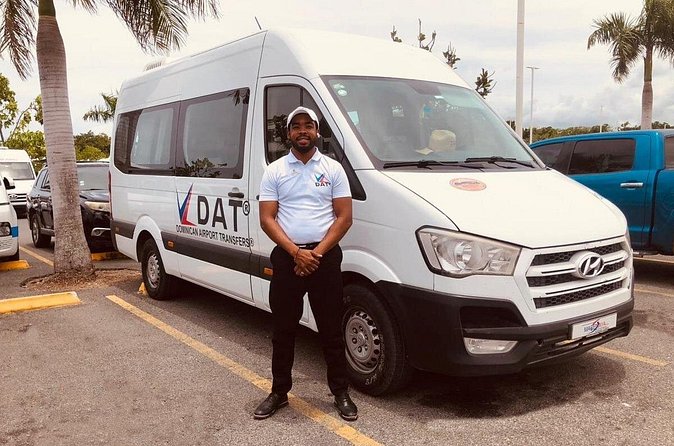 Punta Cana Airport to HYATT ZIVA & ZILARA RESORTS in CAP CANA R/T - Price and Value: $160 Per Group for Up to 6 People