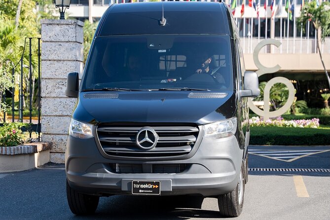 Punta Cana Airport to or from Hyatt Cap Cana - Finding Your Driver at PUJ: Sign, Desk, and the Curbside Setup