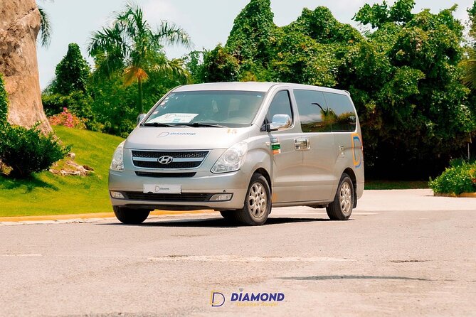 Punta Cana Airport to Uvero Alto Hotels - Round-Trip Transfer Means You Control the Last Day Too