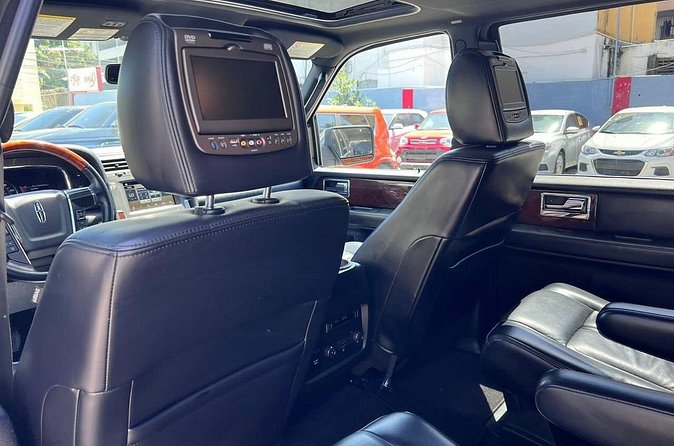 Punta Cana Airport Transfer: Luxuty Ride to Your Hotel - Small practical notes that affect your day