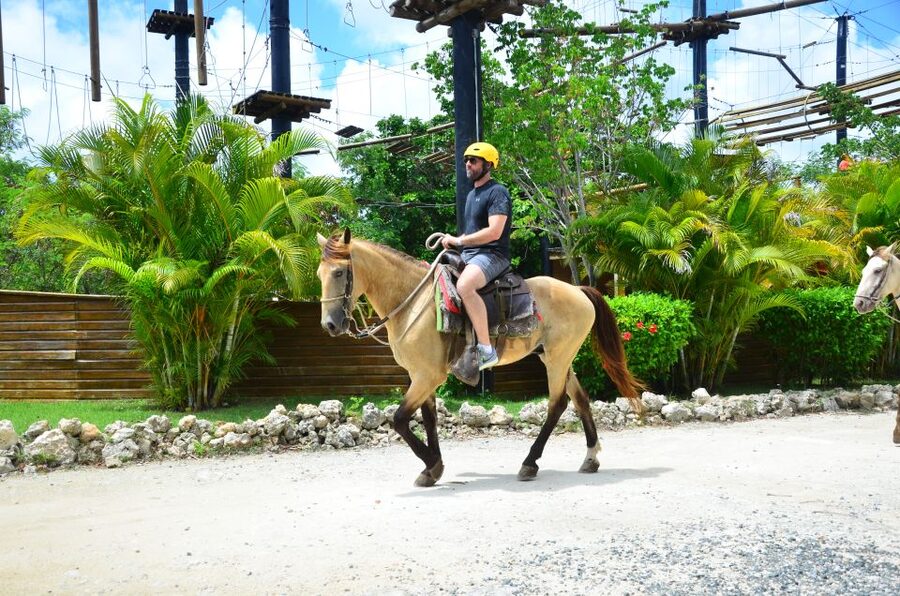 Punta Cana: Bávaro Adventure Park Horse Riding & Waterfalls - Transfers and timing: what to plan for in real life