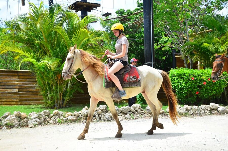 Punta Cana: Bávaro Adventure Park Horse Riding & Waterfalls - The photo rules and on-site costs: how to avoid sticker shock