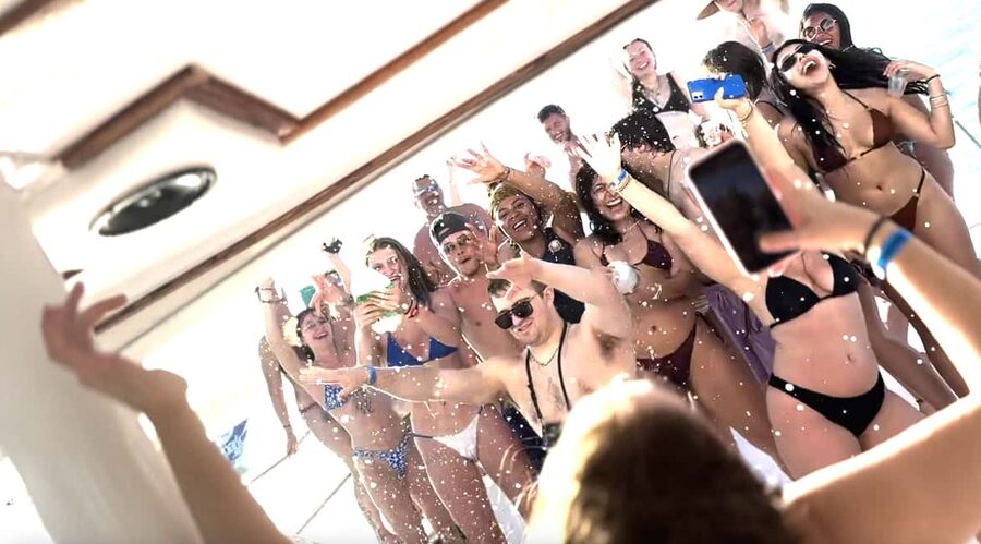 Punta Cana: Booze Cruise with Snorkel and Natural Pool Stop - Weather and the crew’s job: what to do if plans get messy