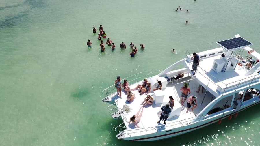 Punta Cana: Booze Cruise with Snorkel and Natural Pool Stop - Snorkeling at the reef stop: what you’ll likely do in 35 minutes