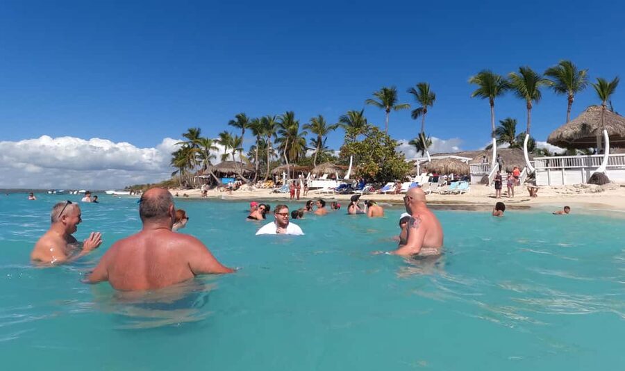 Punta Cana: Catalina Island Trip with Snorkeling - Catalina Island Snorkeling From Bávaro: What the Day Actually Feels Like