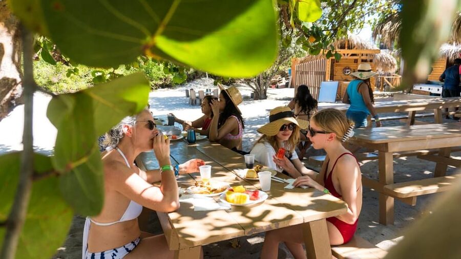 Punta Cana: Catalina Island Trip with Snorkeling - Return to Bávaro: The Part People Forget to Plan For