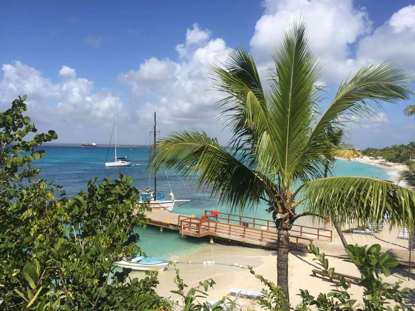 Punta Cana: Catalina Snorkeling & Altos de Chavón Day Trip - Guide quality can make or break the day
