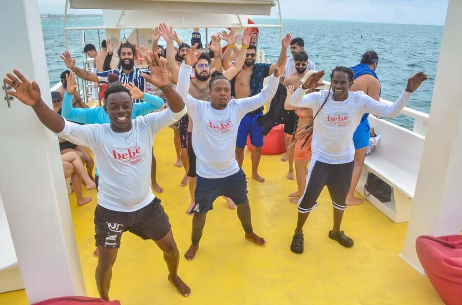 Punta Cana Catamaran Party Boat (Adults Only) - The open bar, music, and animation: the fun part with one real caution
