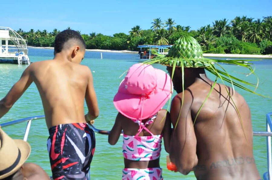 Punta Cana: Catamaran Tour with Reef Snorkeling and Open Bar - Who this tour suits best (and who should skip it)