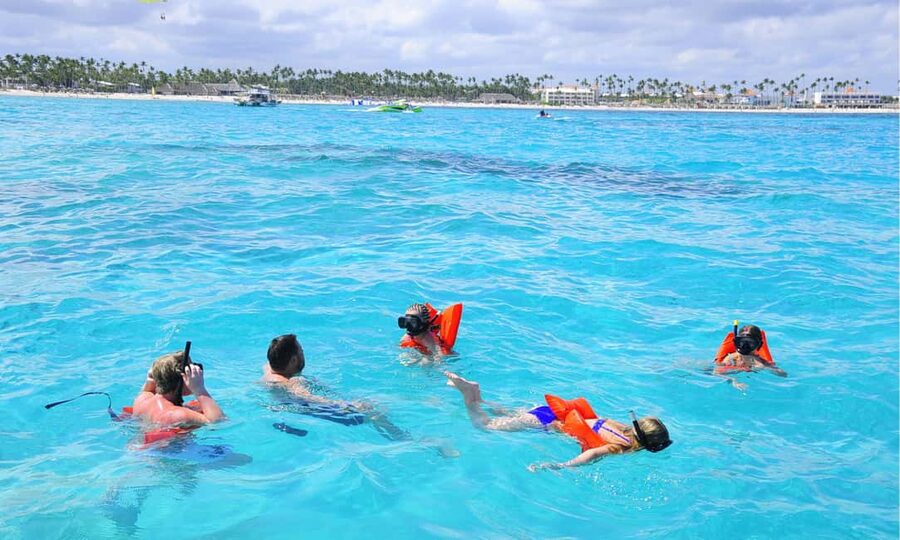 Punta Cana: Catamaran Tour with Reef Snorkeling and Open Bar - A family-friendly catamaran day that doesn’t feel like a chore
