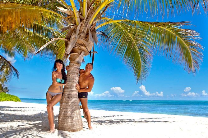 Punta Cana Cenote Hoyo Claro Hiking Tour + Juanillo Beach - Juanillo Beach: a top shoreline stop with a welcome drink
