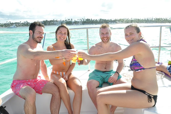 Punta Cana Combo Tour: Snorkeling, Catamaran Cruise & Parasailing - Snorkeling on a Shallow Reef: Great Fish Chances, Mixed Reef Reality